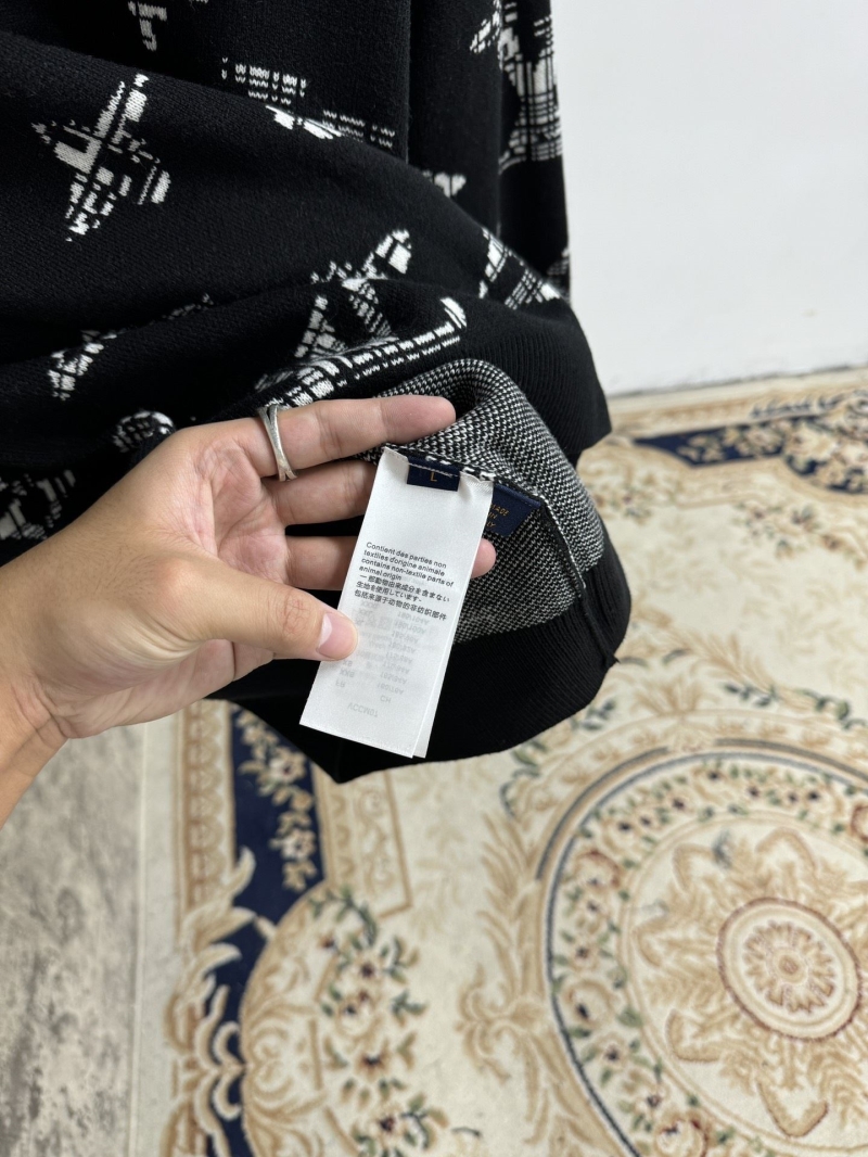 l0vis Vvtt0n sweater